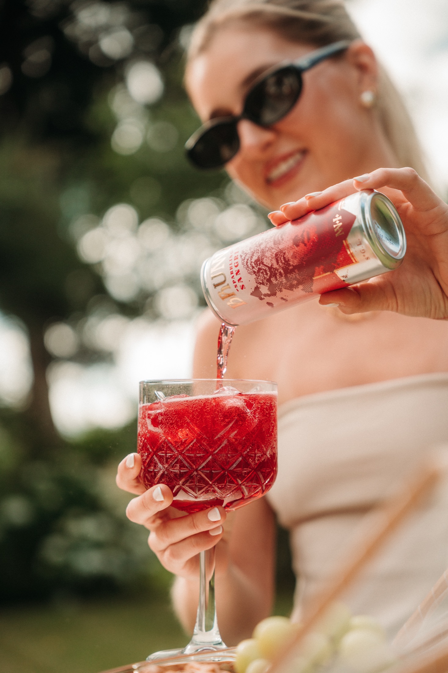 Campaña Brunn Sparkling Sangría